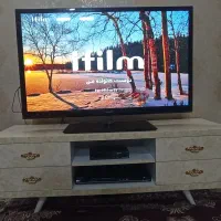 میزتلوزیون و ساعت (ست)