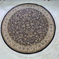 دوتخته فرش ۱۲متری کارکرده ویک تخته فرش گرد بافت