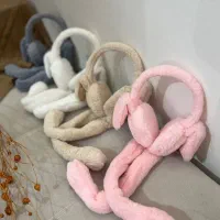 گوشگیر پمپی|کفش و لباس بچه|یاسوج, |دیوار