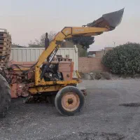 تراکتور رومانی با بیل مدل ۶۲