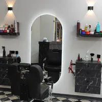 به 2 نفر آرایشگر (مردانه)ماهر نیازمندیم