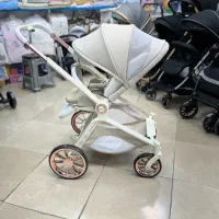 کالسکه تاشو رو ب مادر