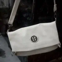 دوعدد کیف سفید درحدنو