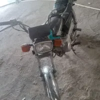 موتور مدل ۸۳ سالم مدرک کامل وقیمت مناسب