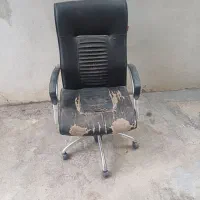 صندلی  چرخدار