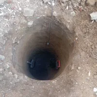 چاه کن هستم.کندن جا کابل وجالوله وپرکردن اصرع وقت