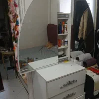 تخت ومیزارایش