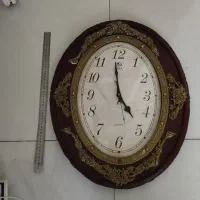 ساعت دیواری بزرگ