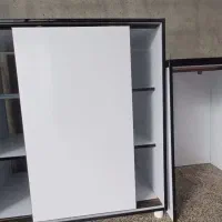 فروش میز و ویترین مغازه