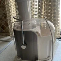 ابمیوه گیری|آبمیوه‌گیر و آب‌مرکبات‌گیر|ری, شهادت|دیوار