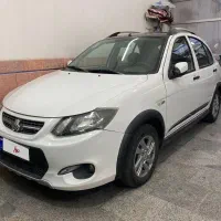 کوییک R سفید مشکی مدل 1402