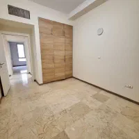 ۱۰۰ متر / فول امکانات / سالن پرده خور / پونک کمالی