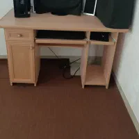 میز و صندلی