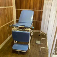 تخت معاینه مامایی ژنیکو