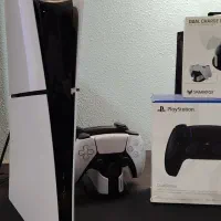 ps5 slim digital دو دسته همراه پایه شارژر در حد نو|کنسول، بازی ویدئویی و آنلاین|شاهینشهر, مسکن مهر|دیوار