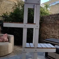 استند گل|گل و گیاه طبیعی|شیراز, کوشک میدان|دیوار