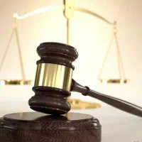 وکیل پایه یک دادگستری