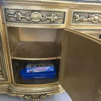 آینه و کنسول طلایی