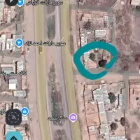 زمین کنارجاده