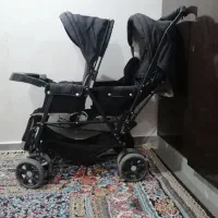 کالسکه دوقلویی