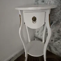 میز تلفن و گرام