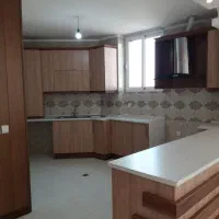 آپارتمان ۱۰۰ متر دو خوابه نوساز جنوبی وشمالی