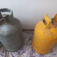 دوعدد کپسول یک پرسی پر هست ویک ایران گاز فروشی