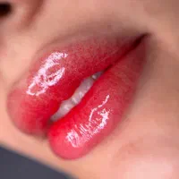 شیدینگ لب(تینت لب دائم )|خدمات آرایشگری و زیبایی|تربتحیدریه, مظفریه|دیوار