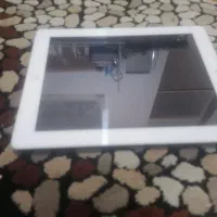 ipad2بسیار تمیز و مرتب