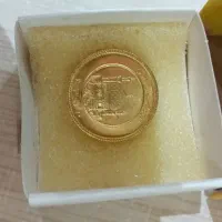 نیم سکه بهار آزادی