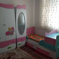 کمد نوزادو نوجوان