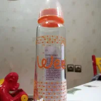 شیشه شیر