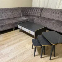 مبل راحتی چستر همراه با جلو مبلی و عسلی