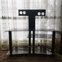 میز تلویزیون شیشه ای