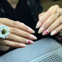 کاشت اولیه ناخن|خدمات آرایشگری و زیبایی|سیرجان, |دیوار