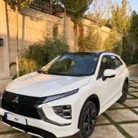 میتسوبیشی اکلیپس کراس ژاپن