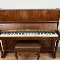 پیانو دیواری