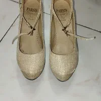 کفش سالم وتمیزسایز۳۸