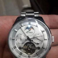 ساعت|ساعت|مشهد, هفده شهریور|دیوار