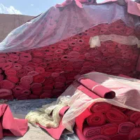 موکت درحد نو بدون سوختگی و پارگی تمیز