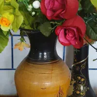 تعدادی گل مصنوعی|گل مصنوعی|یاسوج, |دیوار