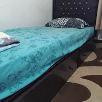 تخت با دوتا کشو ام دی اف بزرگ و جادار