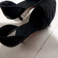 کفش مجلسی|کیف، کفش، کمربند|اسفراین, |دیوار