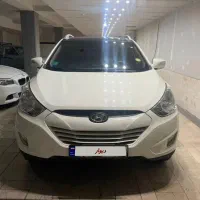 توسان ۲۰۱۳ سفید داخل مشکی وارداتی