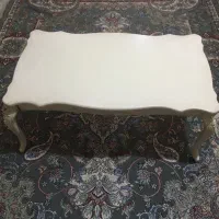 میزبزرگ جلو مبلی