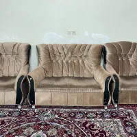 مبل ۷نفره با ۳عدد میز عسلی تمیز