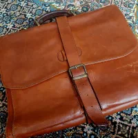 کیف چرم در حد نو نو