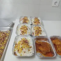 استخدام آشپز و نیروی خدماتی