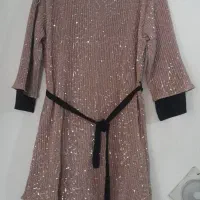 لباس مجلسی|لباس|صحنه, |دیوار