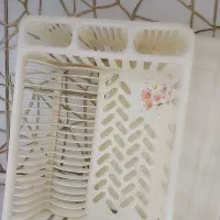 آب چکان زیر ظرفی